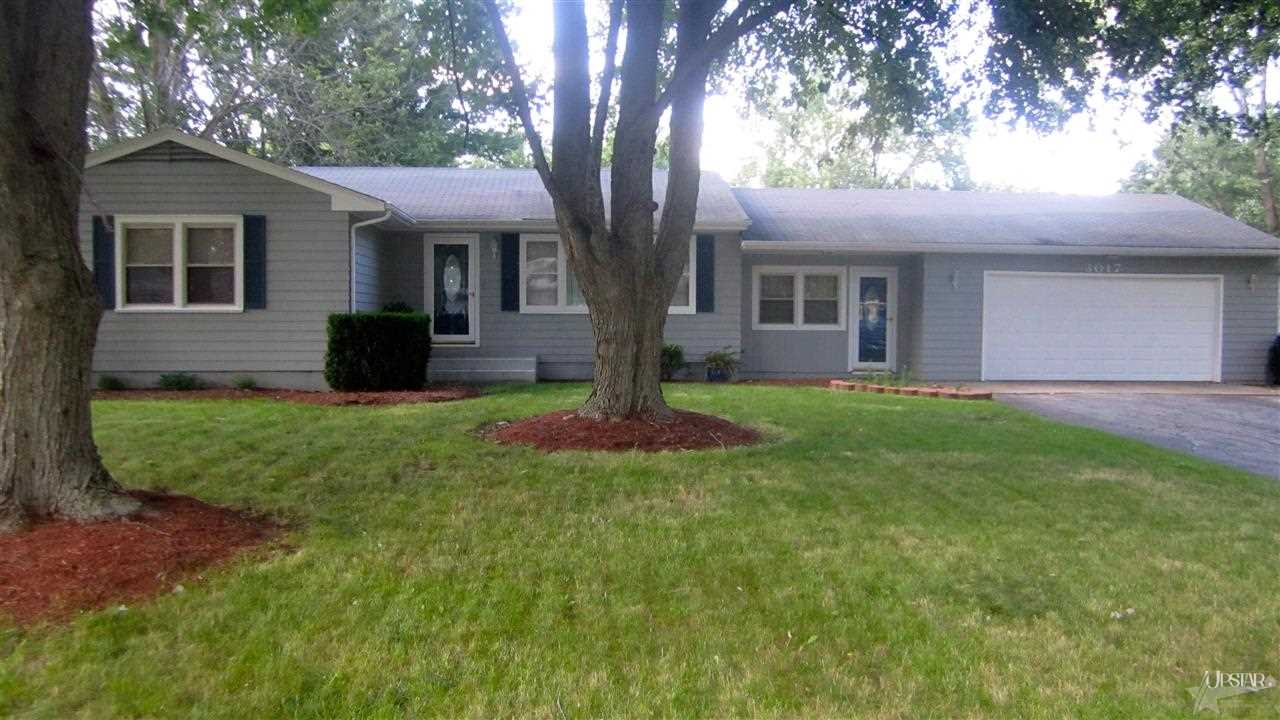 3017 Dexter Dr, Fort Wayne, IN 46816 photo 1
