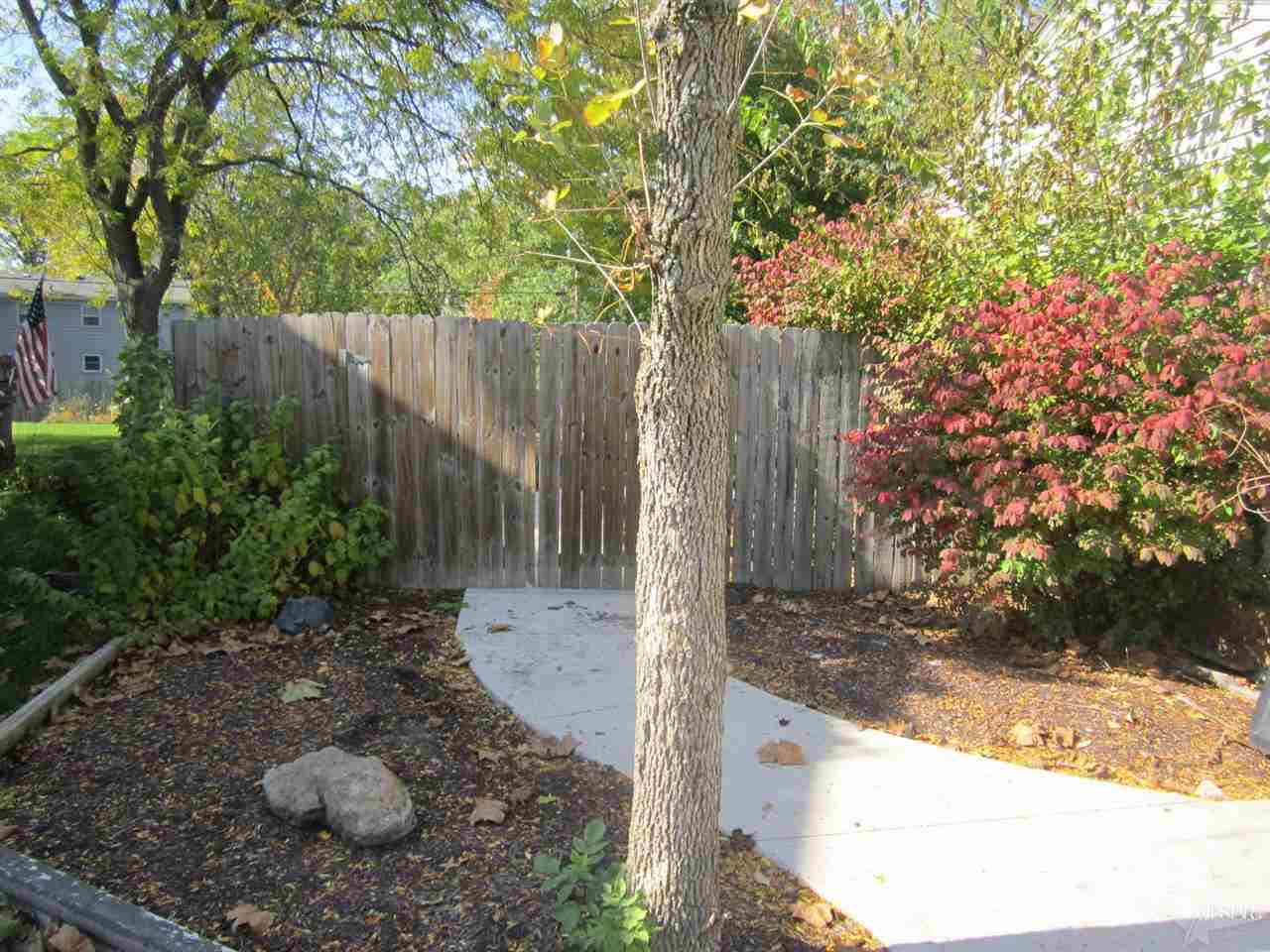4025 Thorton Dr, Fort Wayne, IN 46815 photo 3