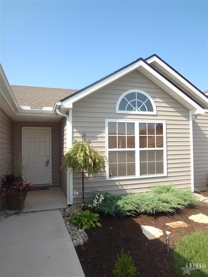 7717 Bowlander Way, Fort Wayne, IN 46835 photo 2