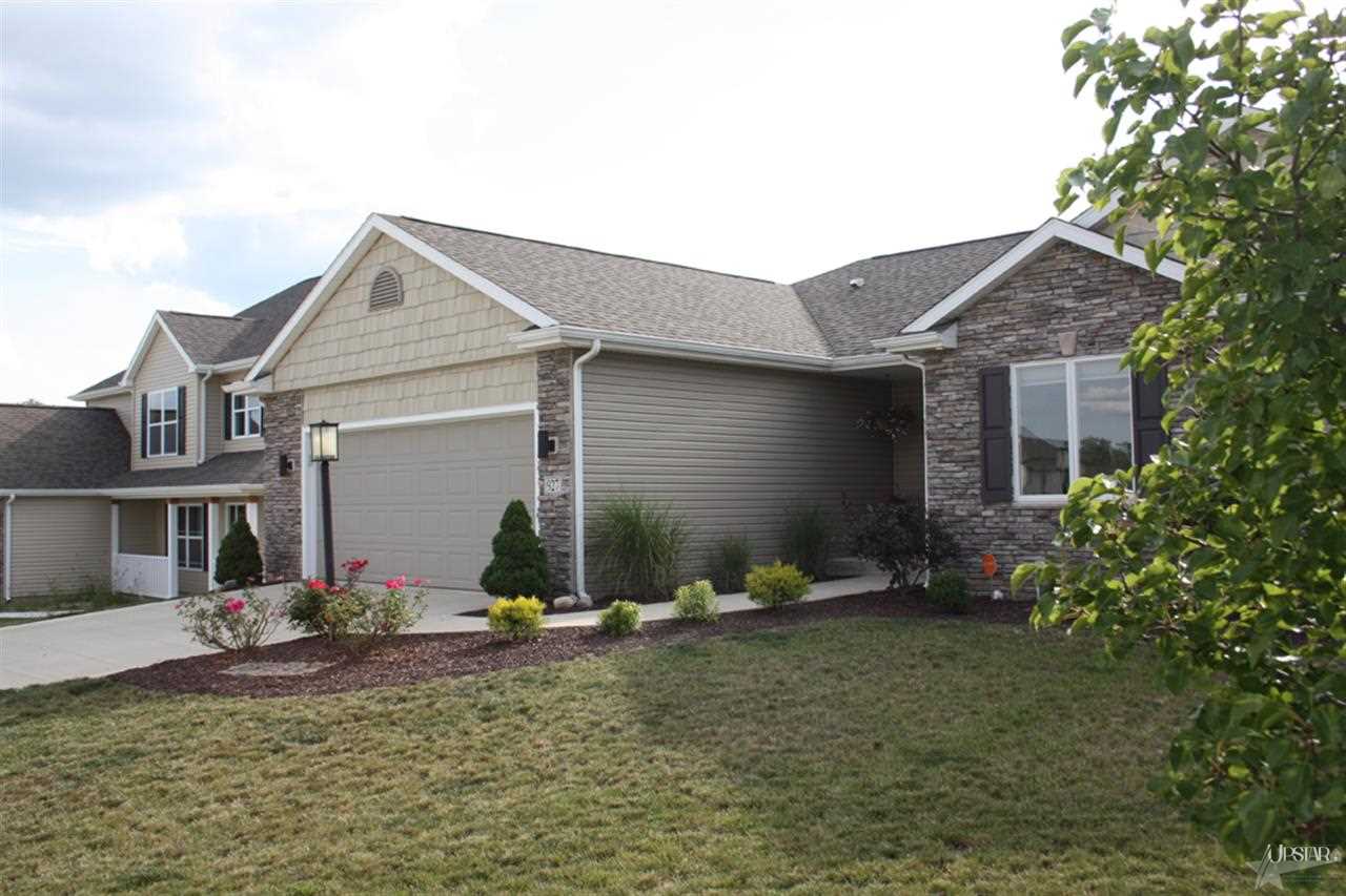 927 Wescott Dr, Fort Wayne, IN 46818 photo 2