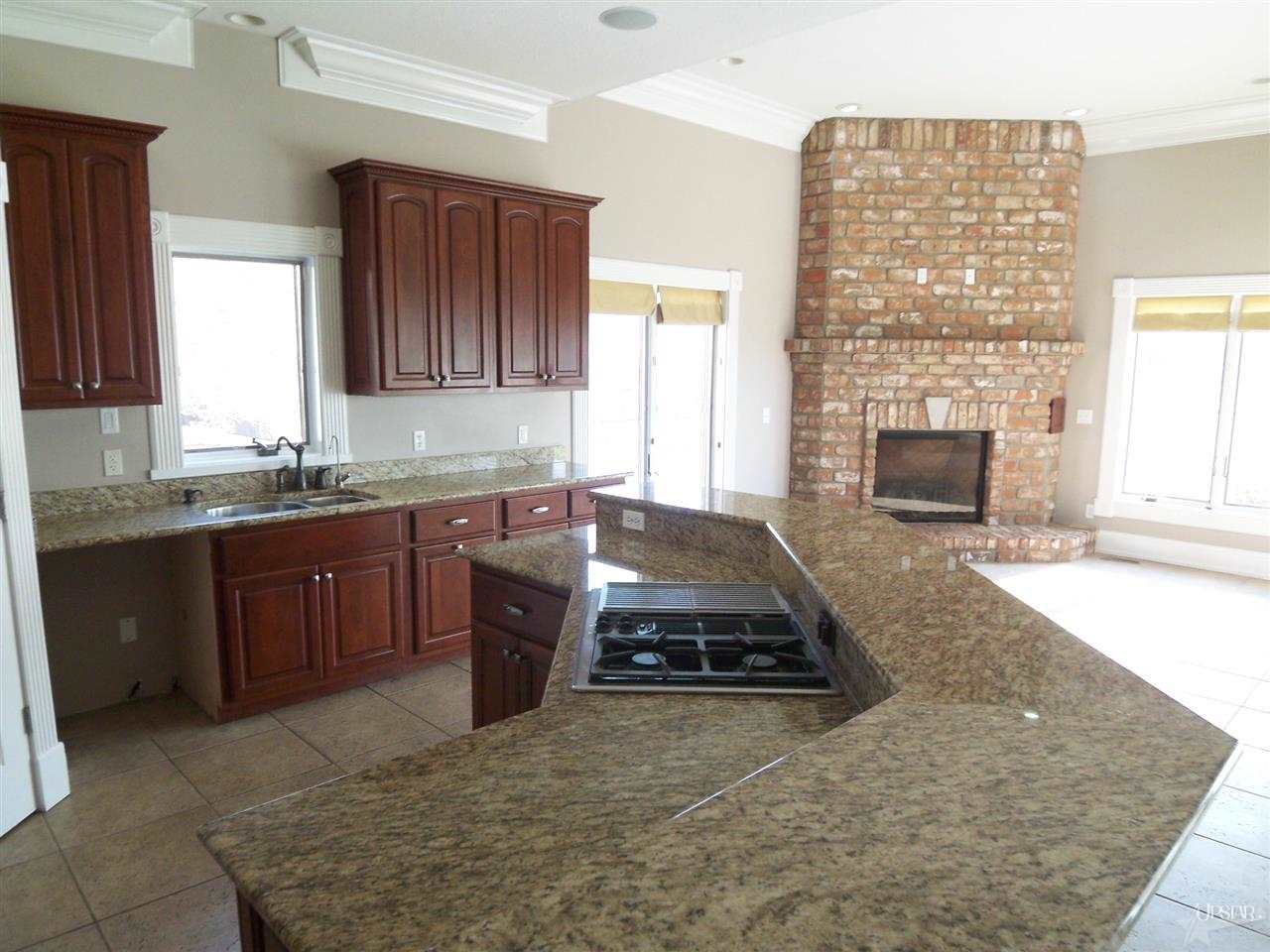 17208 Lochner Rd, Spencerville, IN 46788 photo 4
