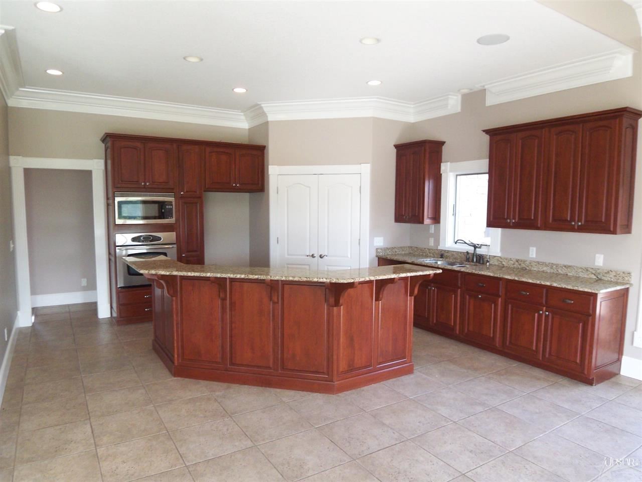 17208 Lochner Rd, Spencerville, IN 46788 photo 3