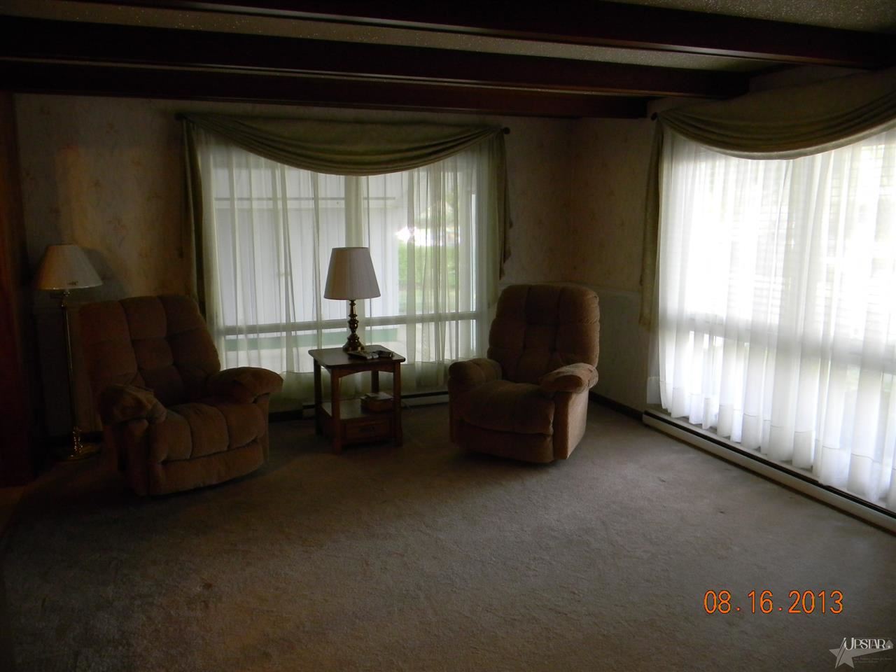 1008 W 2nd St, Ligonier, IN 46767 photo 5