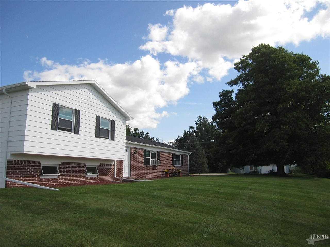1868 N Etna Rd, Columbia City, IN 46725 photo 3