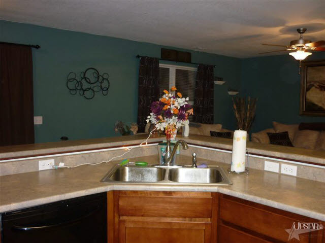 3484 E Sherman St, Columbia City, IN 46725 photo 9