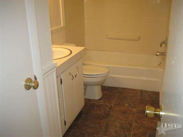 1816 Richfield Dr, New Haven, IN 46774 photo 9