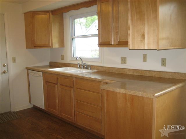 1816 Richfield Dr, New Haven, IN 46774 photo 2
