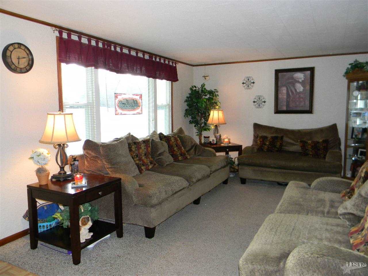 117 Fischer St, Avilla, IN 46710 photo 5
