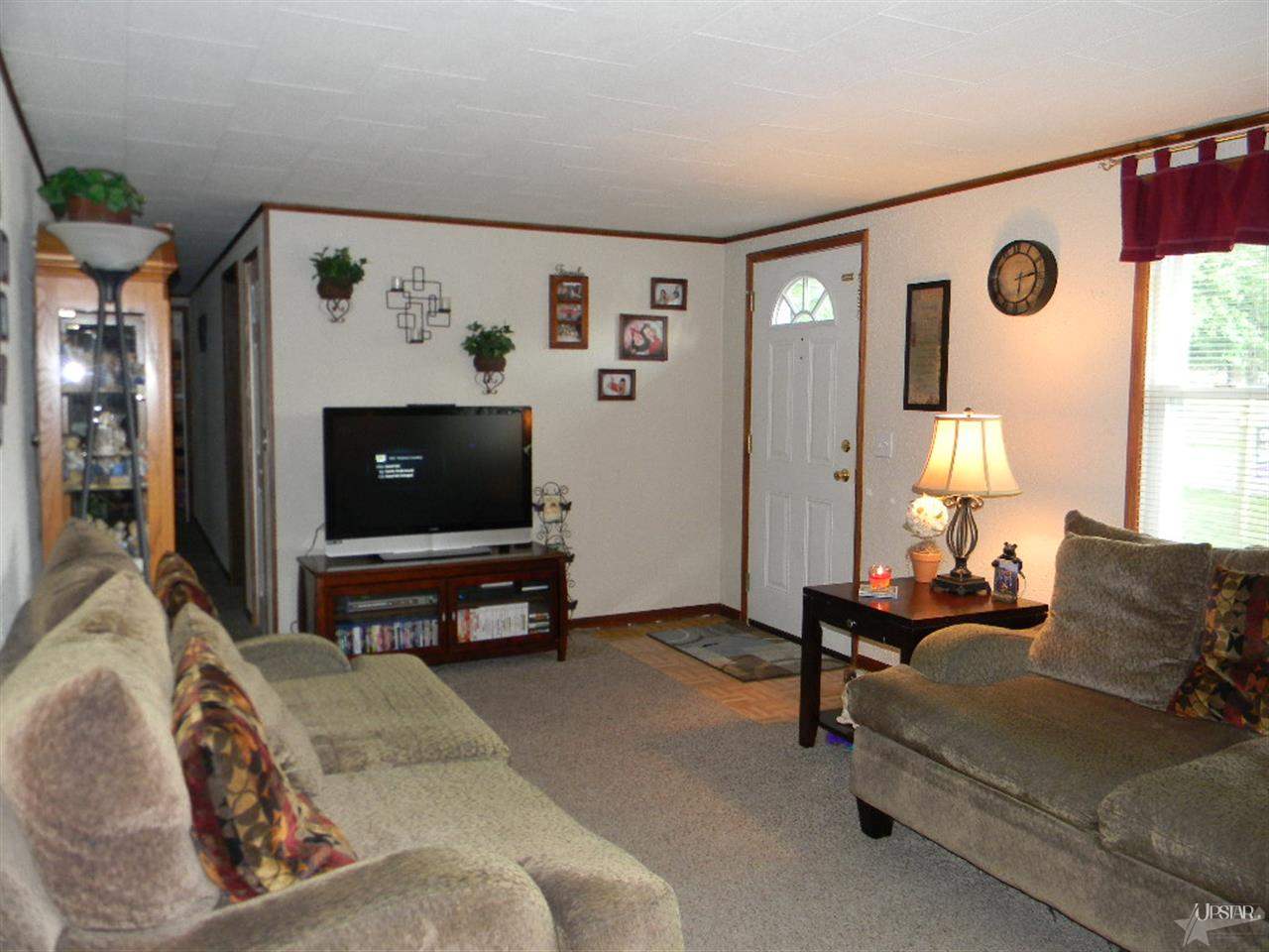 117 Fischer St, Avilla, IN 46710 photo 6