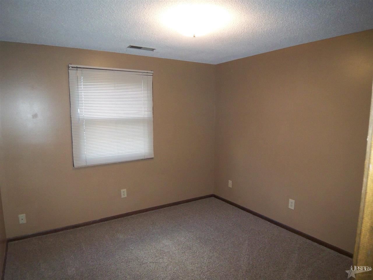 7227 Tanbark Ln, Fort Wayne, IN 46835 photo 8