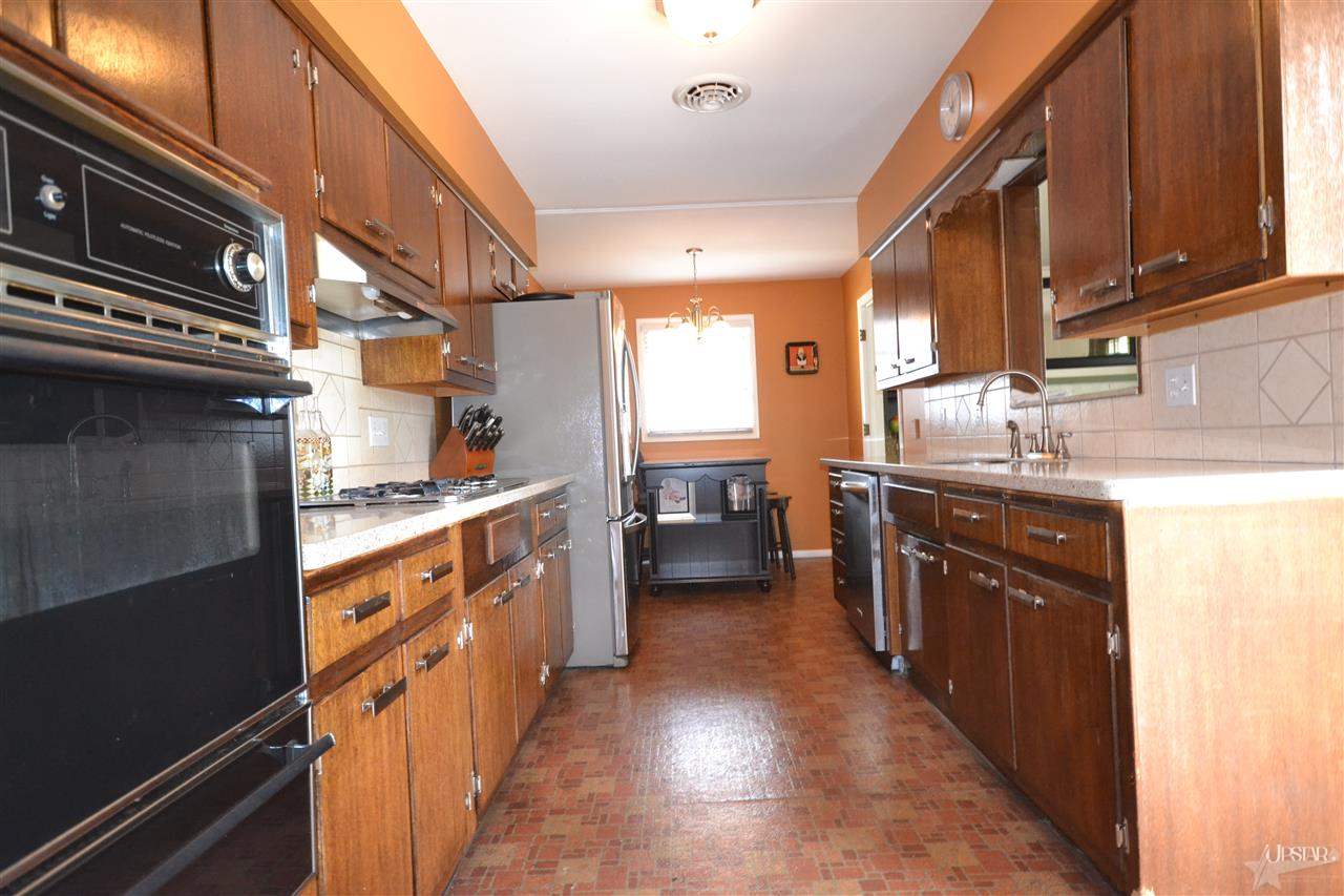 2304 Springfield Ave, Fort Wayne, IN 46805 photo 4