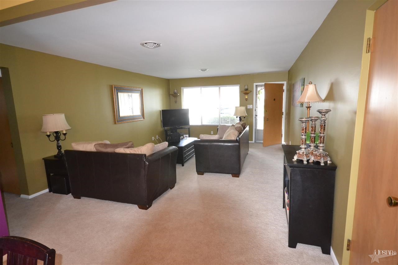 2304 Springfield Ave, Fort Wayne, IN 46805 photo 3