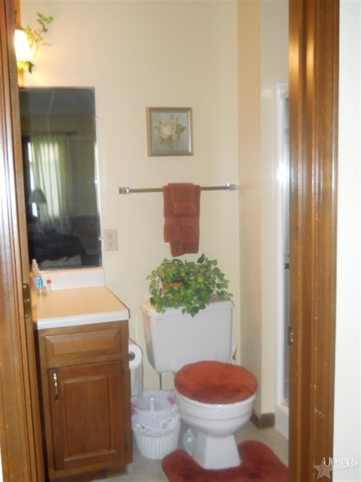1321 Canterbury Dr, Decatur, IN 46733 photo 20