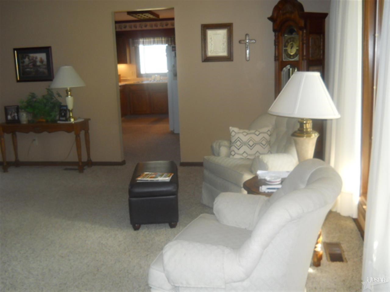 1321 Canterbury Dr, Decatur, IN 46733 photo 10