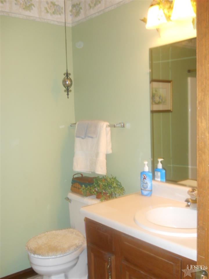 1321 Canterbury Dr, Decatur, IN 46733 photo 22