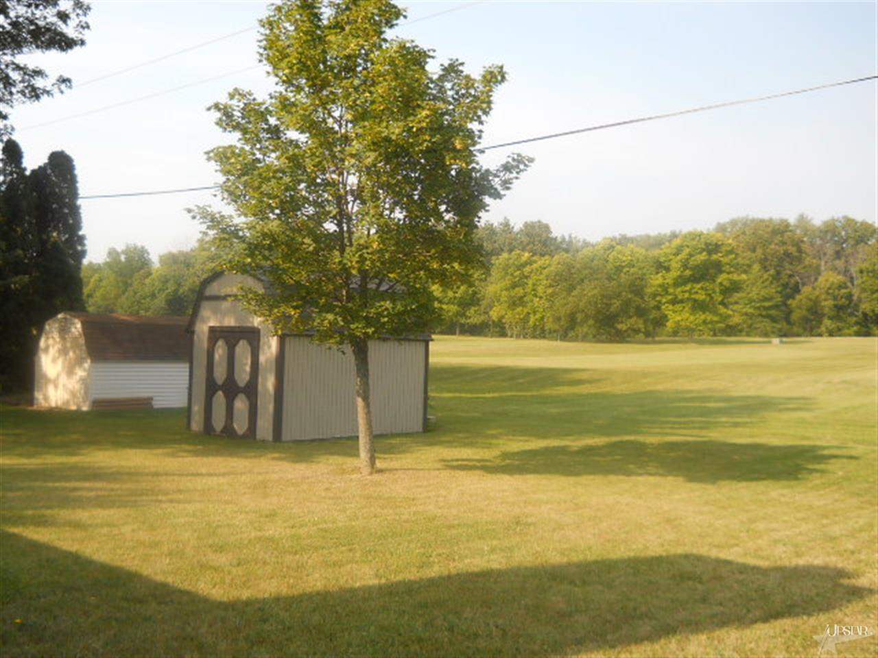 1321 Canterbury Dr, Decatur, IN 46733 photo 8
