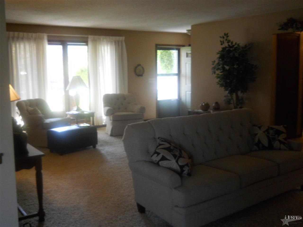 1321 Canterbury Dr, Decatur, IN 46733 photo 12