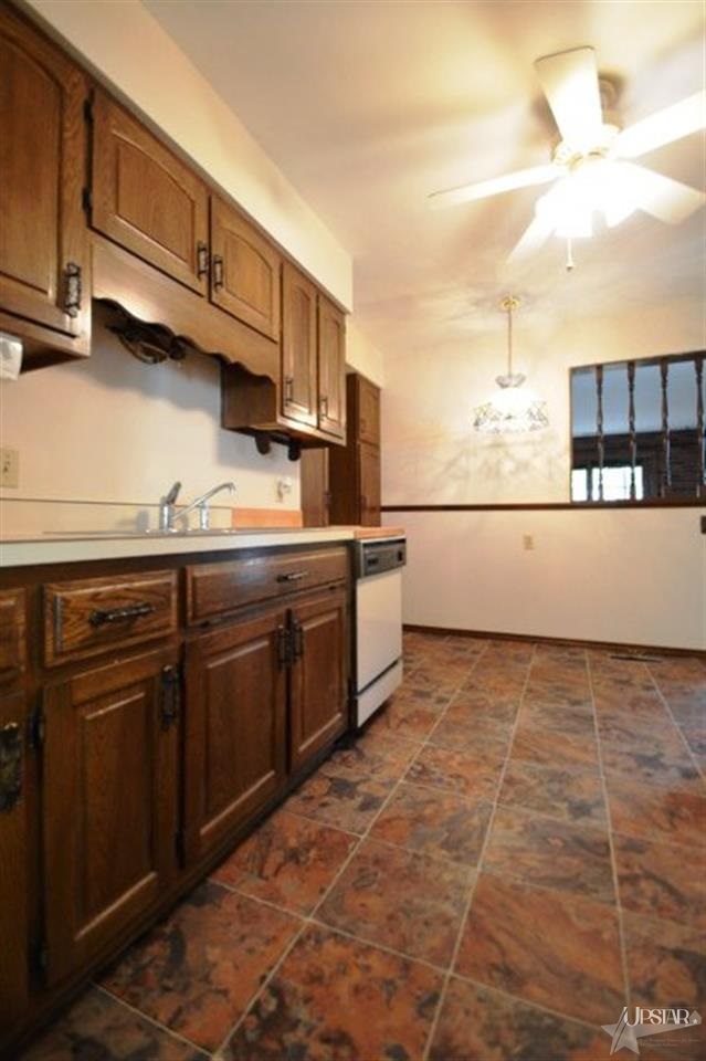 7322 Capri Dr, Fort Wayne, IN 46819 photo 9