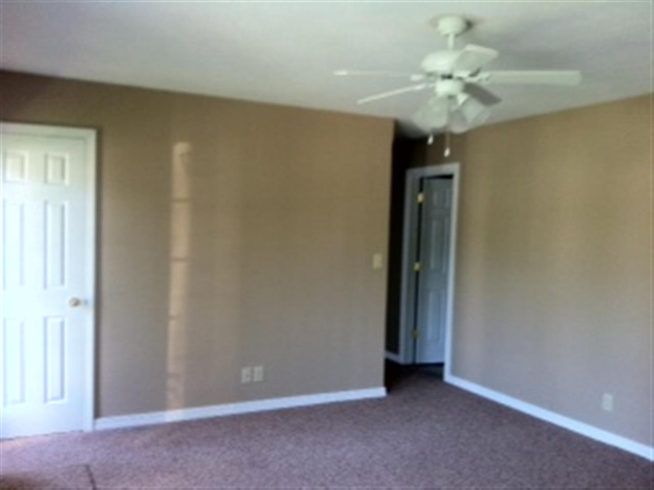 737 Quabache Ct, Dayton, IN 47941 photo 3