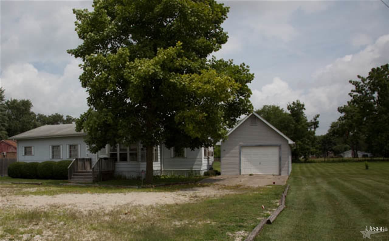 415 Clark St, Huntington, IN 46750 photo 1