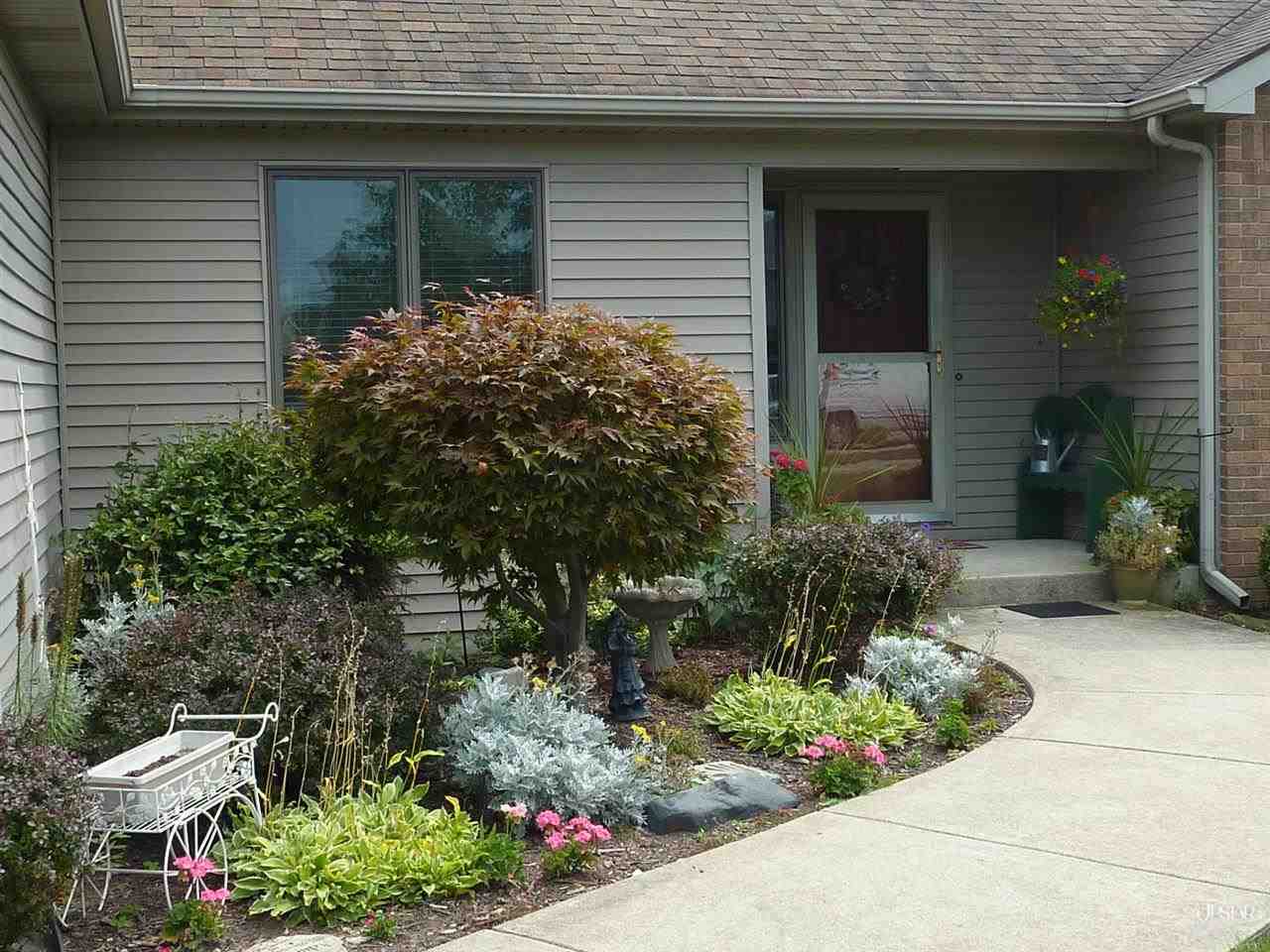 2309 Cedarwood Way, Fort Wayne, IN 46804 photo 3