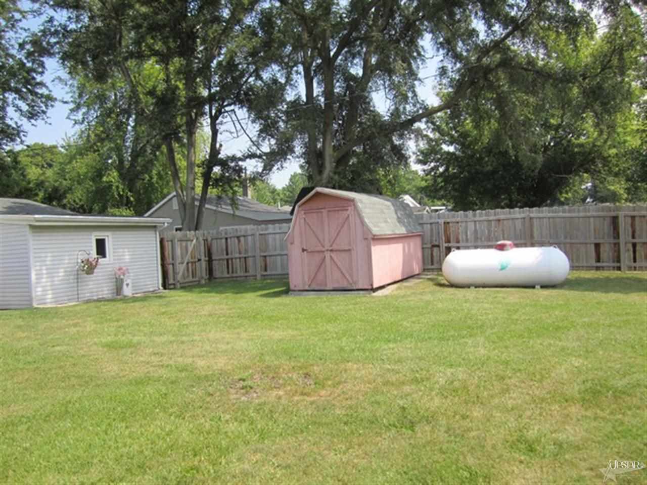 125 Heenan St, Corunna, IN 46730 photo 14