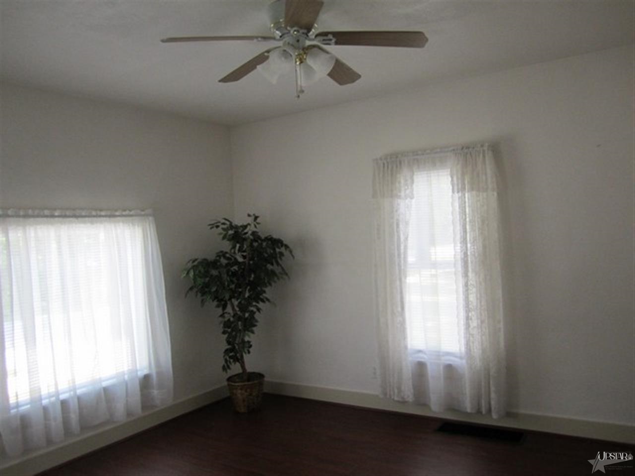 125 Heenan St, Corunna, IN 46730 photo 6