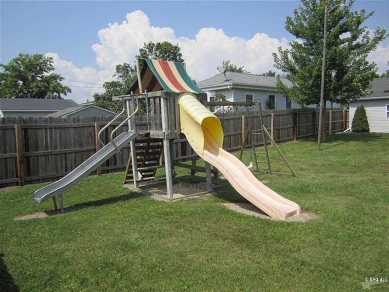 125 Heenan St, Corunna, IN 46730 photo 15
