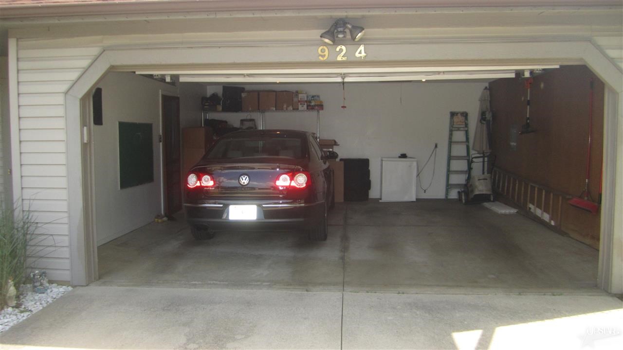 924 May Pl, Fort Wayne, IN 46825 photo 27