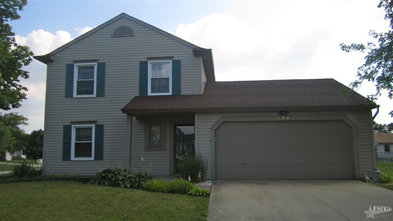 924 May Pl, Fort Wayne, IN 46825 photo 1