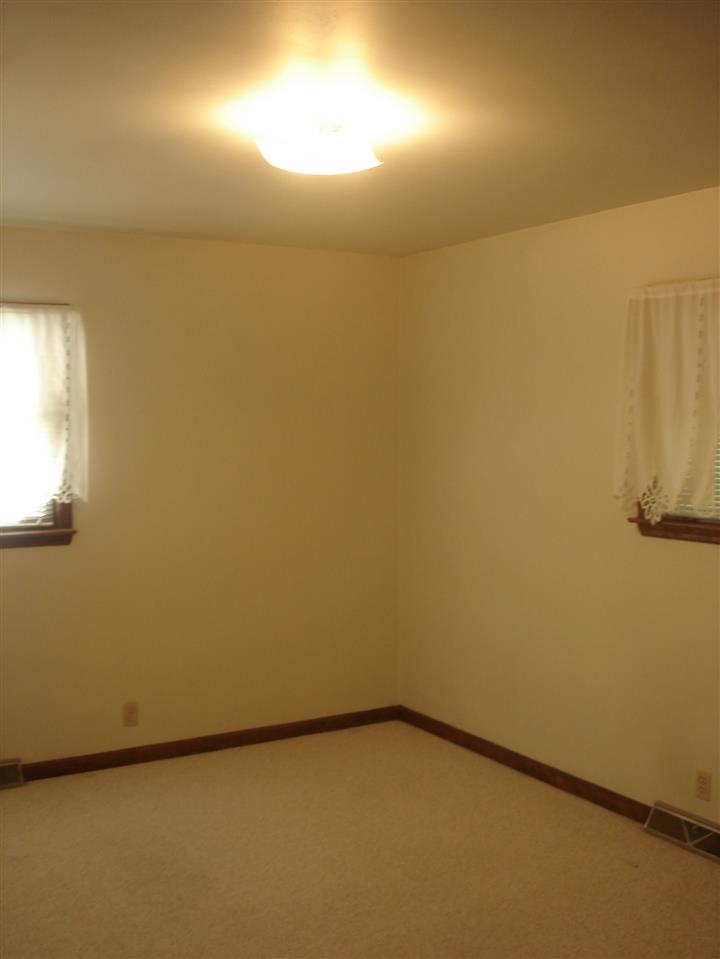 421 N Kimble Dr, Bloomington, IN 47404 photo 5