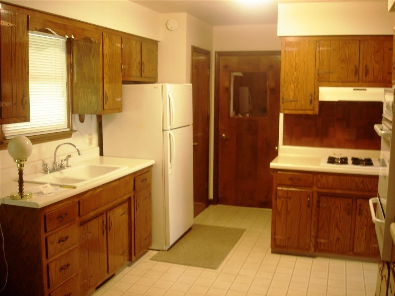 421 N Kimble Dr, Bloomington, IN 47404 photo 3