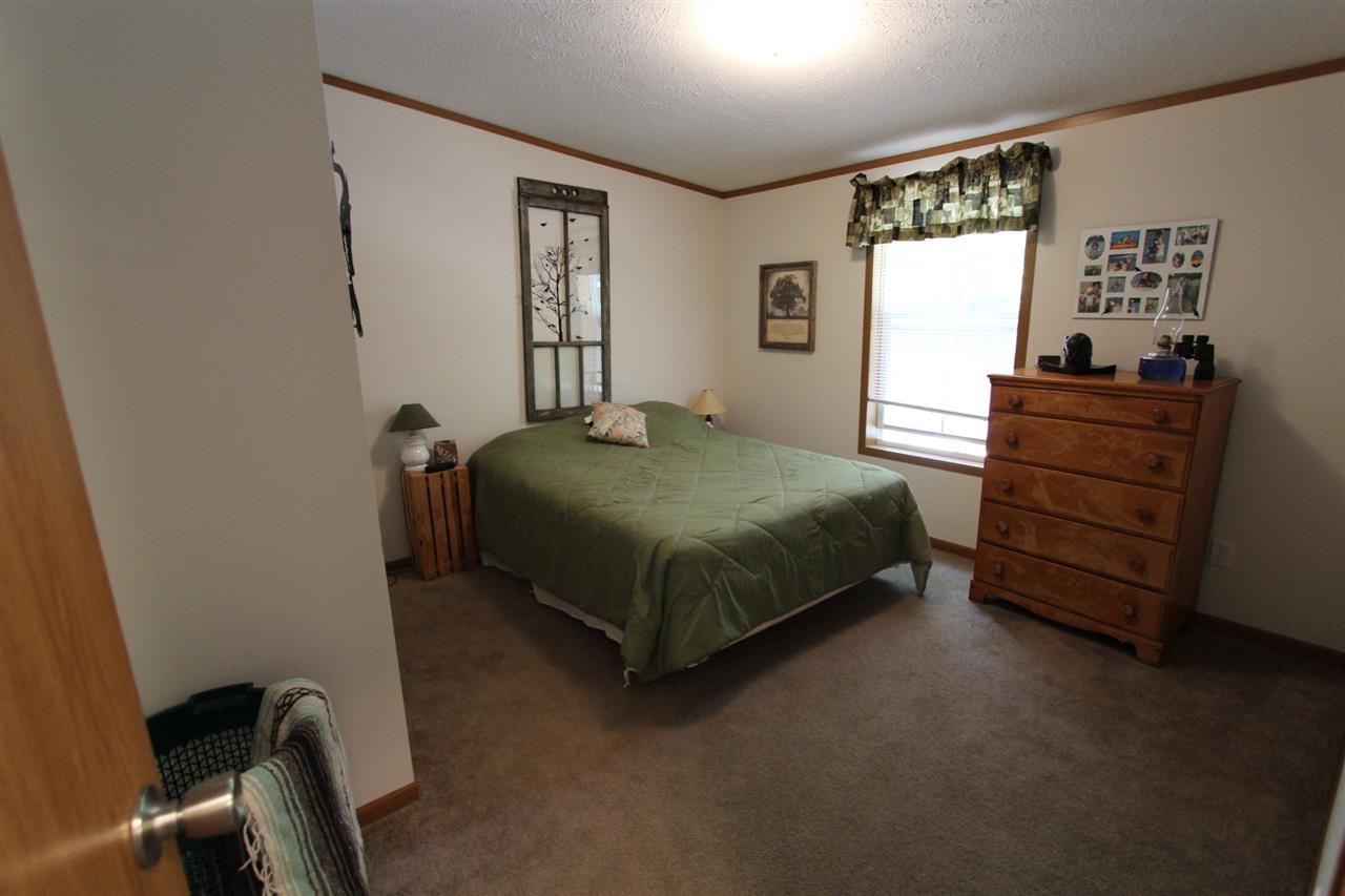 1122 N Diamond Point Ct, Monticello, IN 47960 photo 10