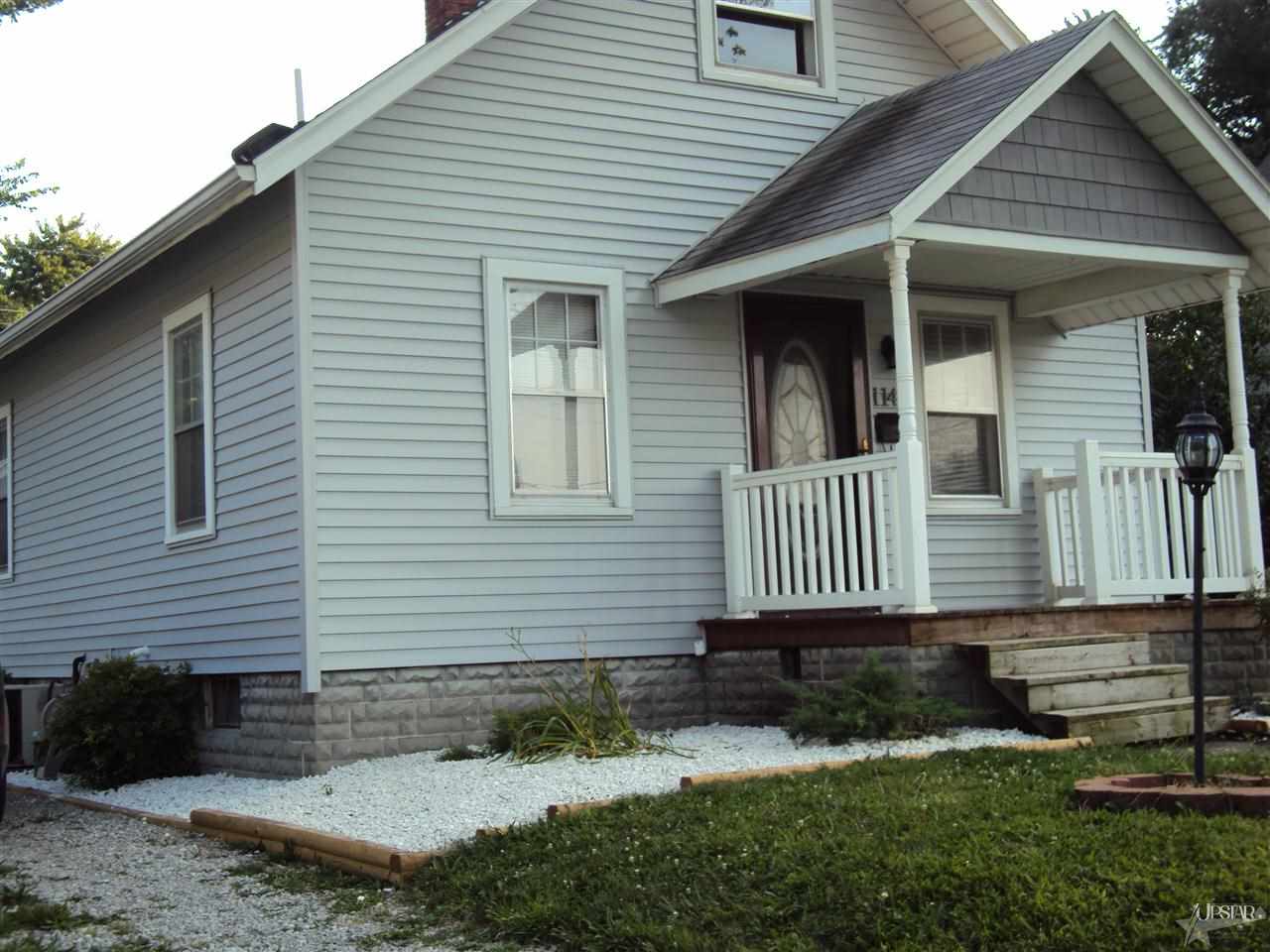 1142 Hartzell St, New Haven, IN 46774 photo 3