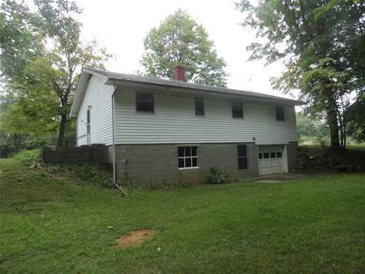 6837 E Gross Rd, Bloomington, IN 47401 photo 3