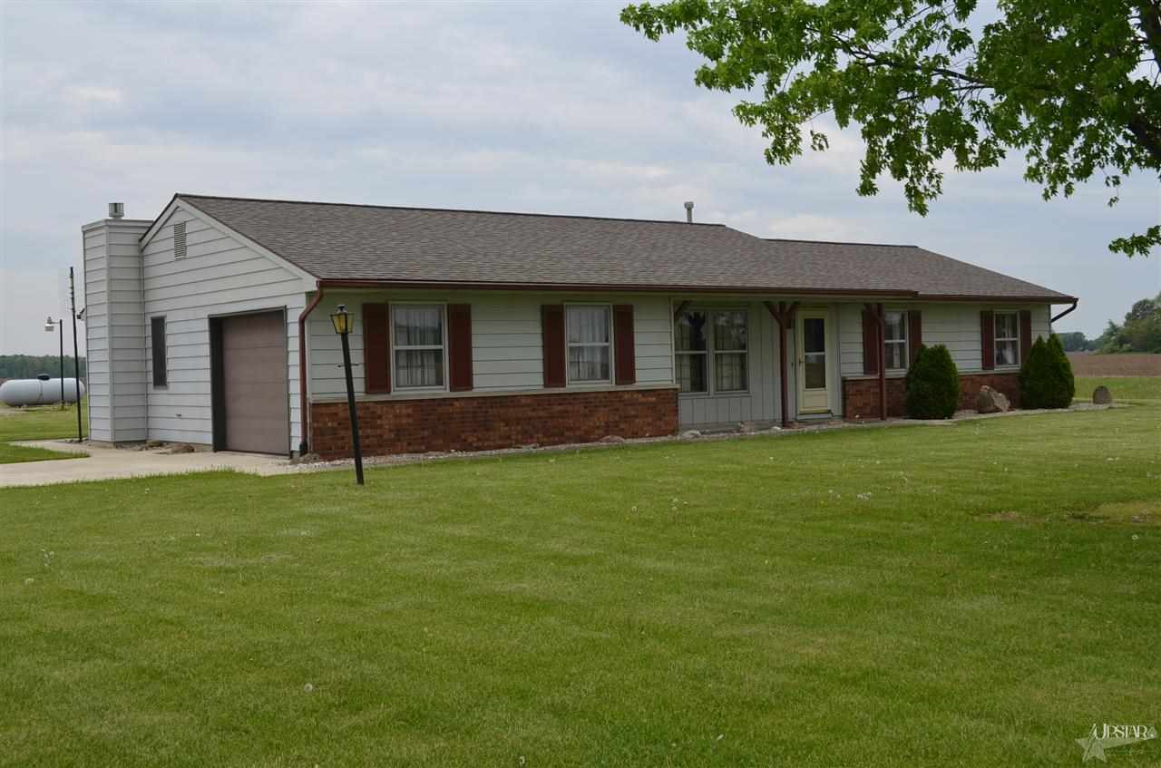 2040 E 1100 N, Ossian, IN 46777 photo 4
