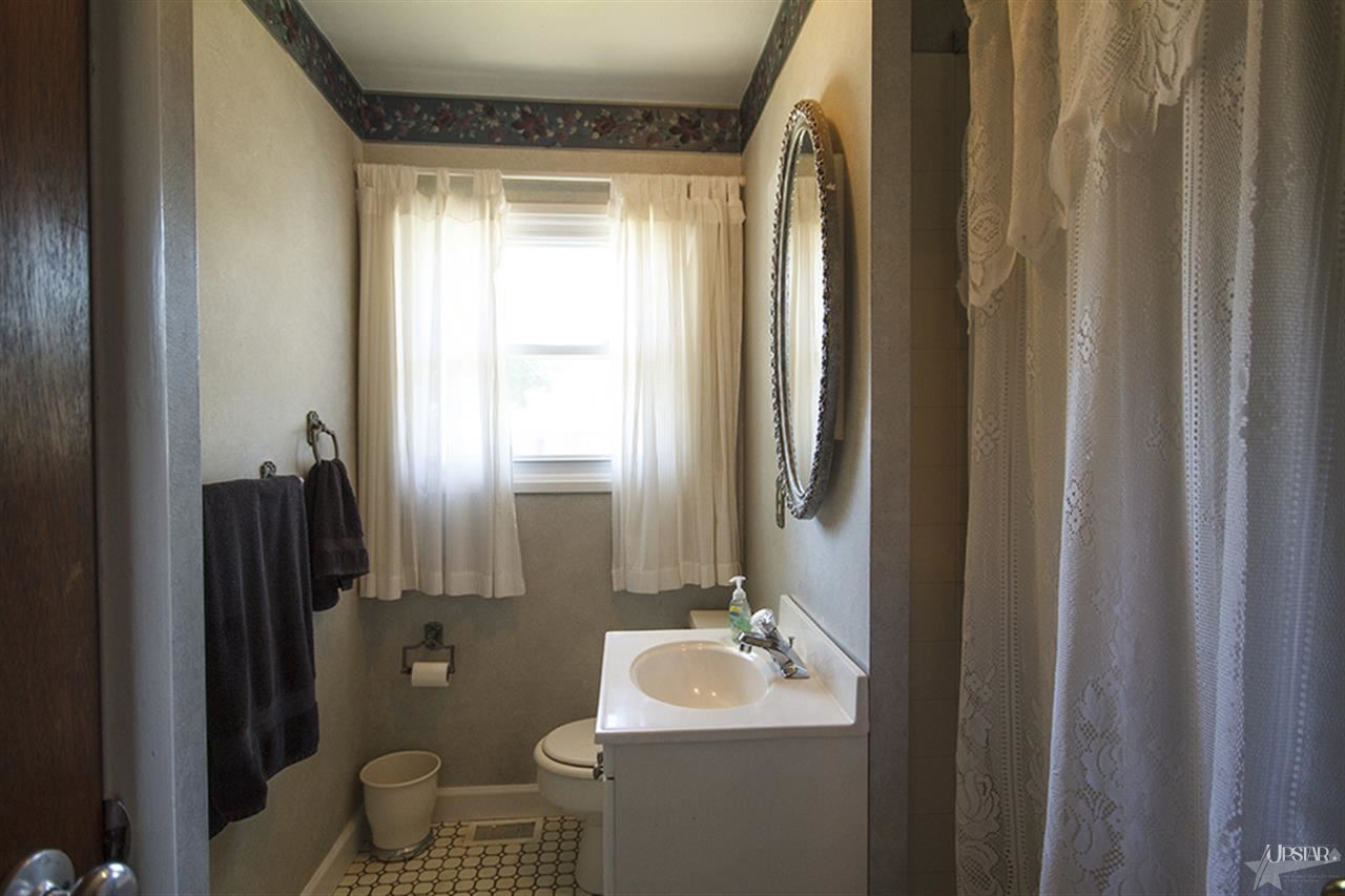 605 N Camden Dr, Fort Wayne, IN 46825 photo 16