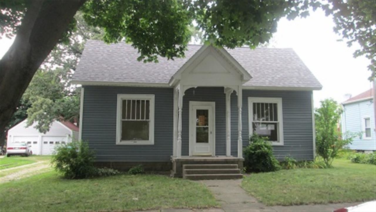 307 W Smith St, Oxford, IN 47971 photo 1