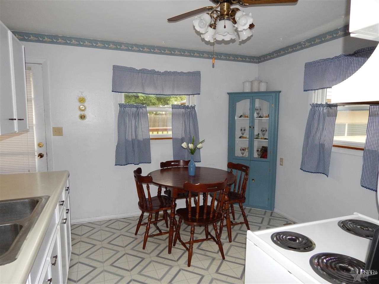 7418 Capri Dr, Fort Wayne, IN 46819 photo 9