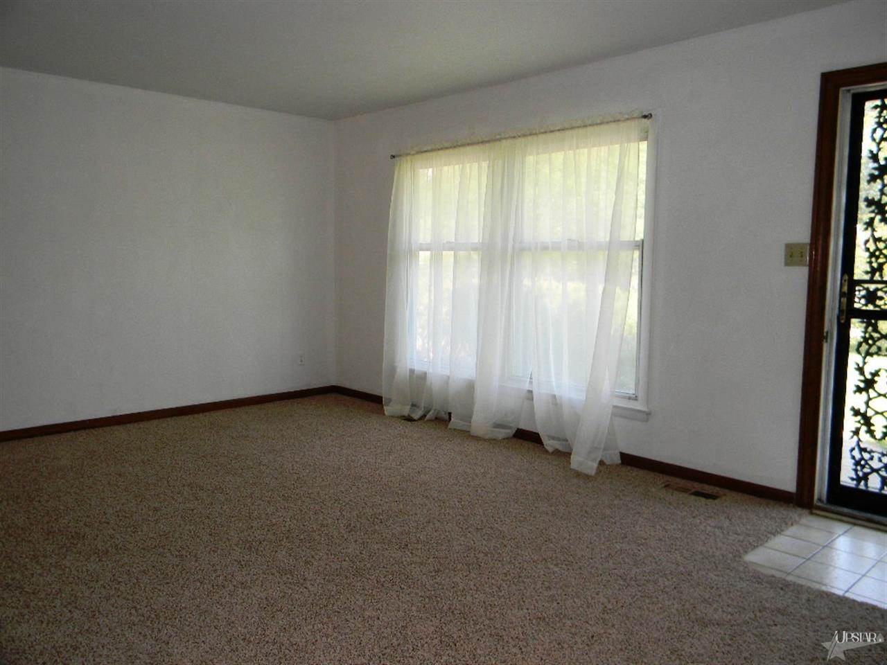 2520 Ridgeway Dr, Fort Wayne, IN 46816 photo 8