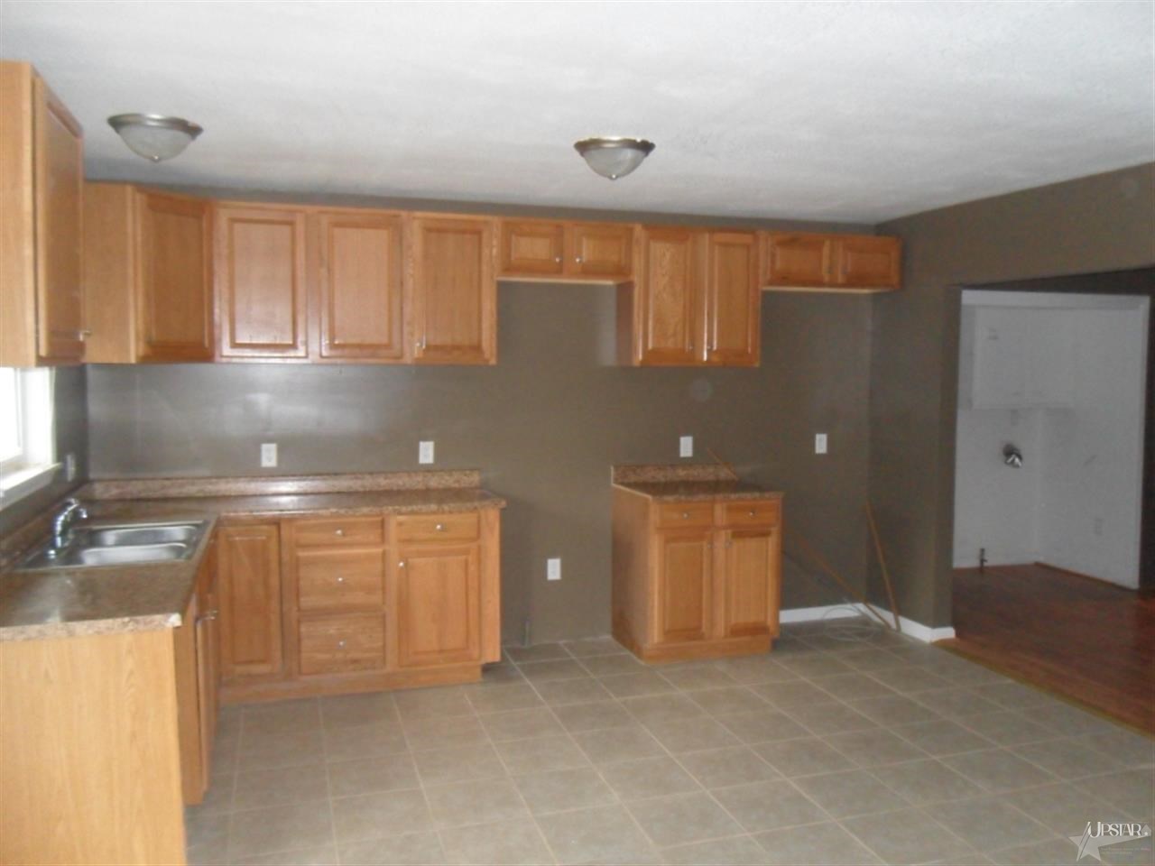 2121 E Paulding Rd, Fort Wayne, IN 46816 photo 8