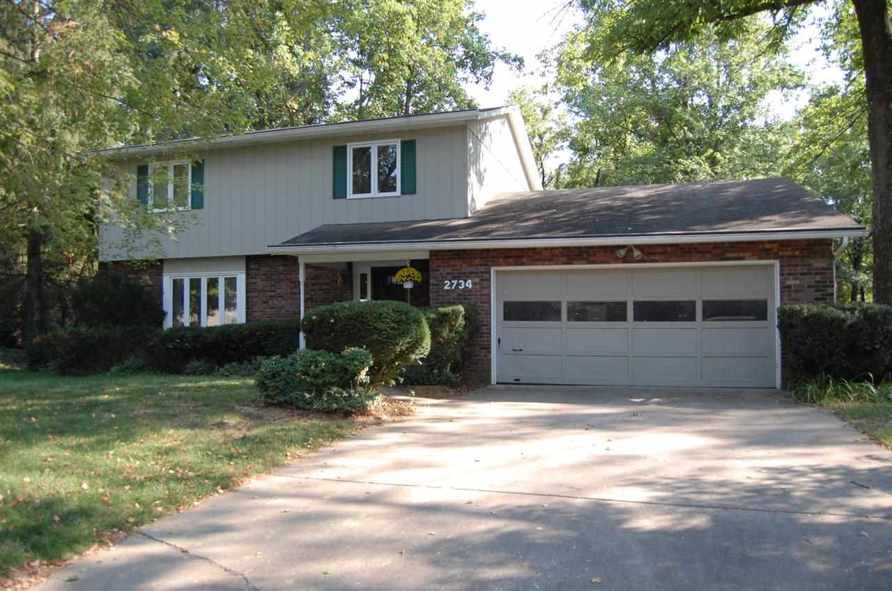2734 E Buttonwood Ln, Bloomington, IN 47401 photo 1