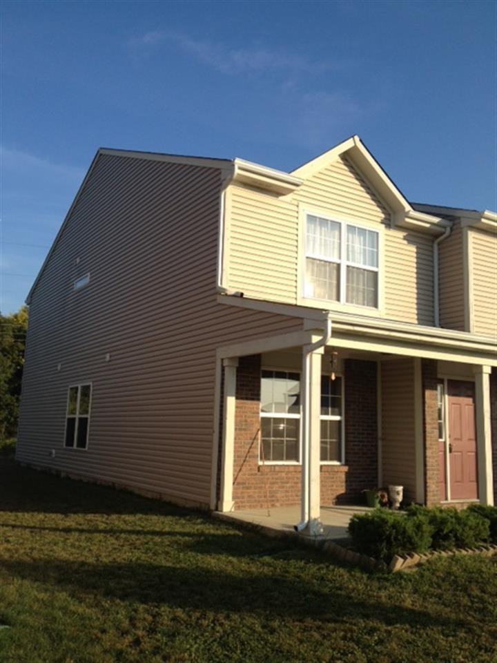 3147 Chivalry Dr, Lafayette, IN 47909 photo 2