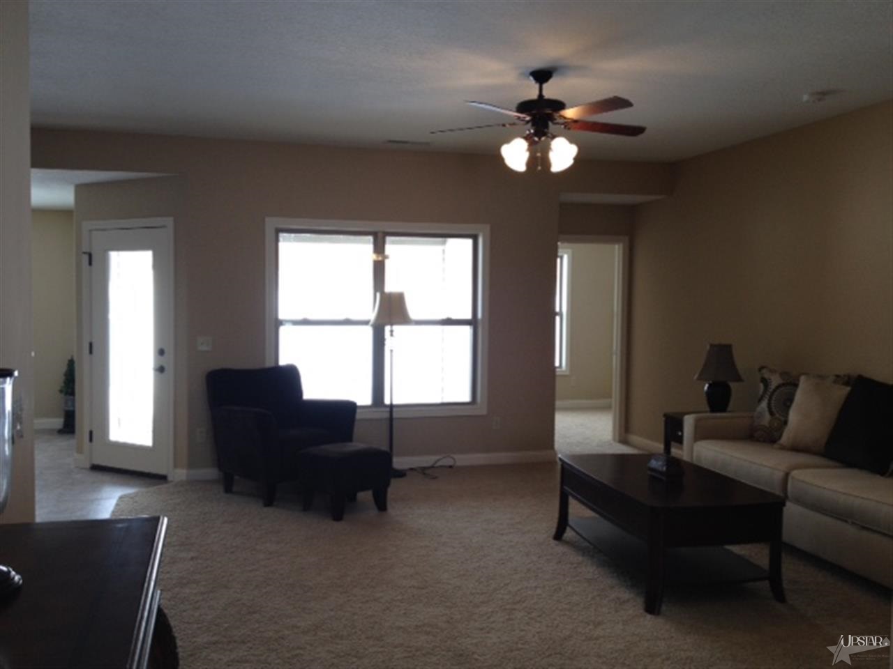 358 S Pumpkin Ridge Ct, Columbia City, IN 46725 photo 3