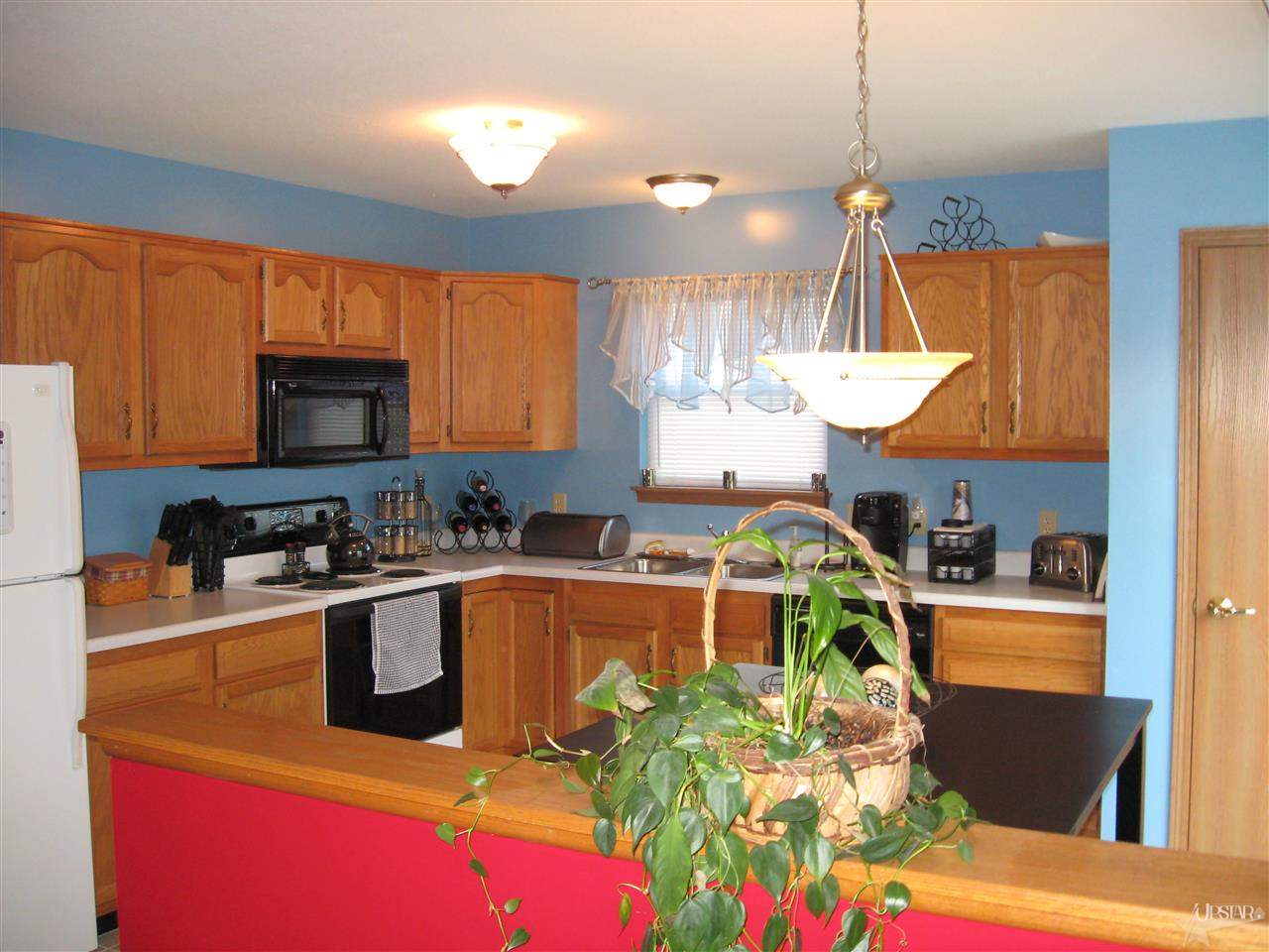 209 Beaulieu Pl, Fort Wayne, IN 46825 photo 9