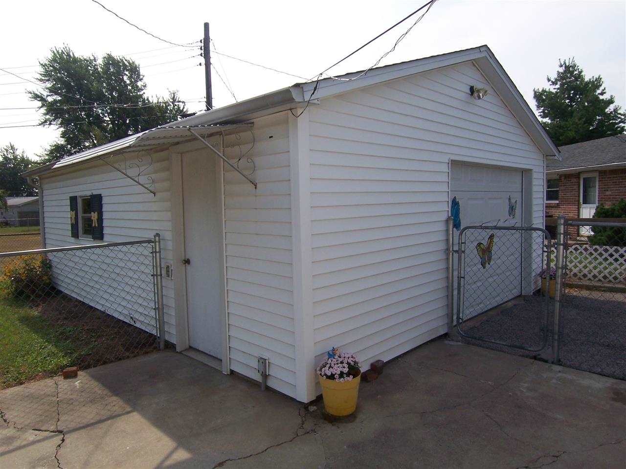 2001 Washington Dr, Frankfort, IN 46041 photo 16