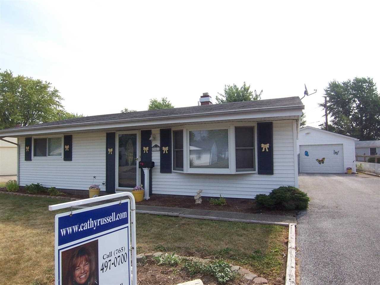 2001 Washington Dr, Frankfort, IN 46041 photo 1