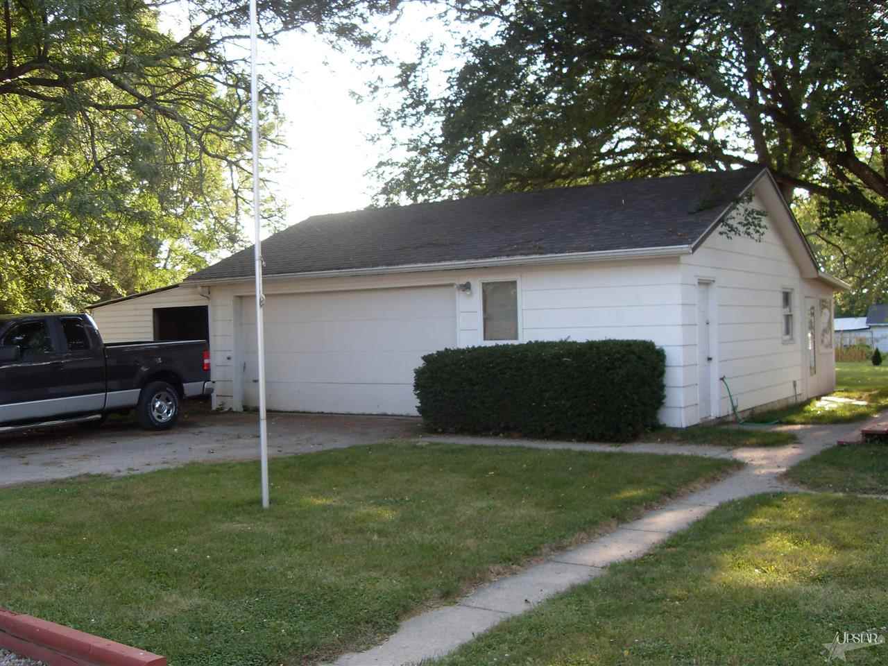 944 W 950 S, Geneva, IN 46740 photo 3