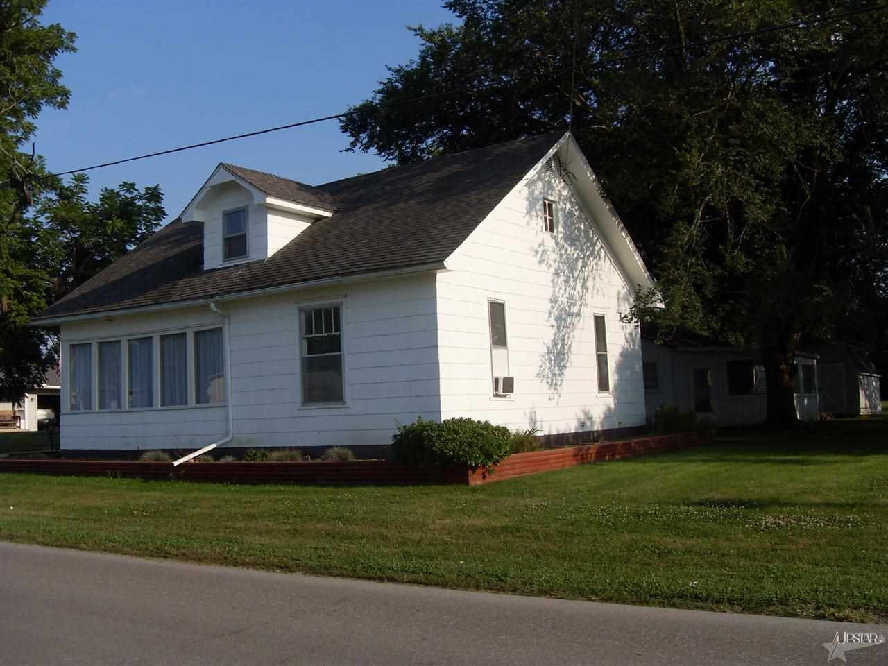 944 W 950 S, Geneva, IN 46740 photo 2