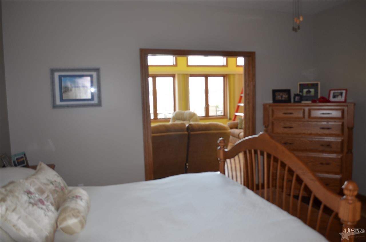 6075 S 970 E, Wolcottville, IN 46795 photo 10
